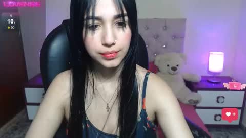 Snapshot of milk_little4u chatting on November 25, 2025, 5:51 am luci online show from November 25, 2025, 5:51 am