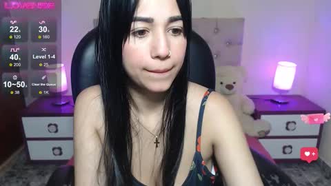 Snapshot of milk_little4u chatting on November 27, 2025, 8:27 am luci online show from November 27, 2025, 8:27 am