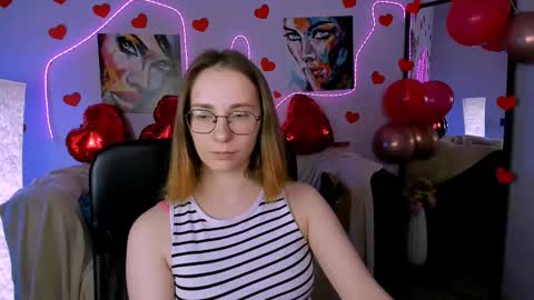 Mila online show from February 10, 2026, 1:59 pm