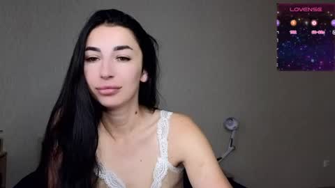 milkiss_kiss online show from June 18, 2026, 7:41 am