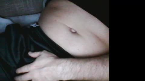 Snapshot of milkiwaay chatting on January 3, 2025, 2:32 am Milkiwaay online show from January 3, 2025, 2:32 am