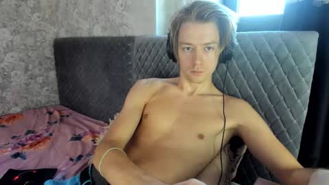 Snapshot of milkiwy chatting on September 12, 2025, 7:08 am Isaac online show from September 12, 2025, 7:08 am