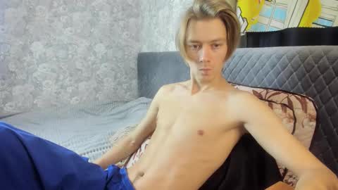 Snapshot of milkiwy chatting on September 22, 2025, 6:59 am Isaac online show from September 22, 2025, 6:59 am