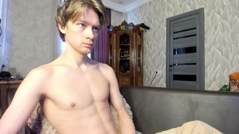 Isaac online show from March 11, 2026, 6:08 am