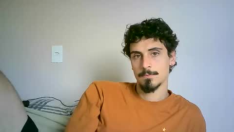 milkoffee online show from December 10, 2024, 1:33 pm