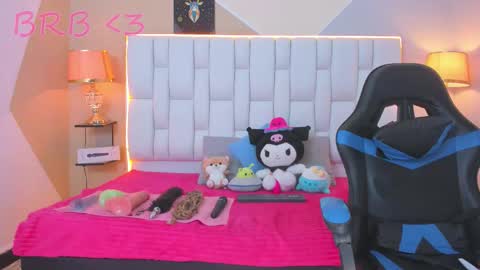 Snapshot of milkwhore1 chatting on September 10, 2025, 12:16 pm Michelle online show from September 10, 2025, 12:16 pm