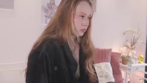 milky_0 online show from July 2, 2026, 7:20 pm