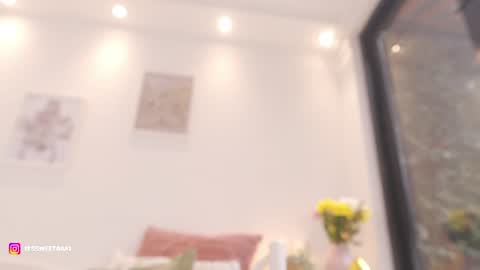 milky_0 online show from July 23, 2026, 7:23 pm