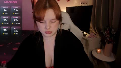 Lisa online show from December 25, 2024, 8:07 am