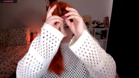 Lisa online show from November 12, 2025, 6:03 am