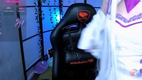 Snapshot of milkycute chatting on February 8, 2025, 9:57 pm milky cute online show from February 8, 2025, 9:57 pm