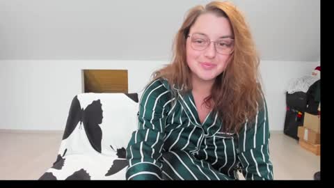 Livia online show from December 20, 2025, 10:33 am