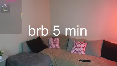 Ula online show from April 16, 2026, 9:39 pm