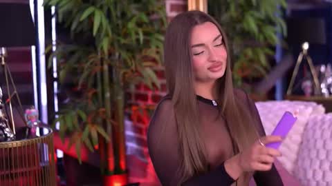 Snapshot of milla_serene chatting on January 17, 2026, 6:51 am Milla online show from January 17, 2026, 6:51 am