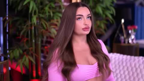 Snapshot of milla_serene chatting on February 4, 2026, 6:19 am Milla online show from February 4, 2026, 6:19 am