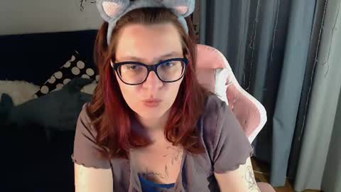 Snapshot of millapoolys chatting on June 22, 2026, 5:43 pm Milla online show from June 22, 2026, 5:43 pm
