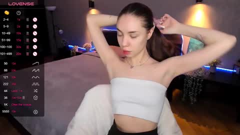 Snapshot of milli_brownn chatting on March 11, 2025, 8:41 am Milli online show from March 11, 2025, 8:41 am