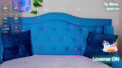 Milly online show from November 1, 2025, 1:29 am