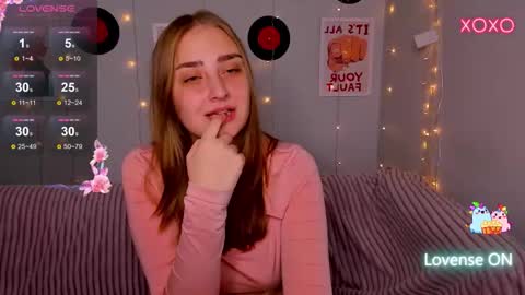 Milly online show from January 8, 2026, 1:19 am