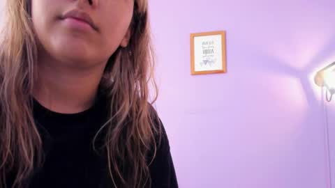 Snapshot of milliesummer chatting on May 4, 2026, 12:12 pm Millie online show from May 4, 2026, 12:12 pm