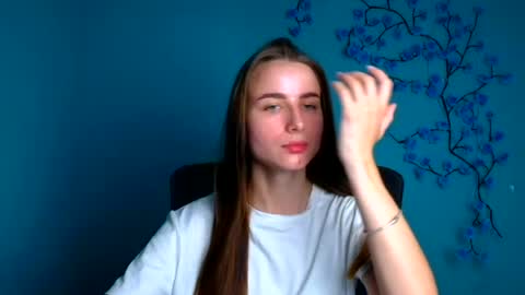 Milly online show from June 29, 2026, 5:35 am