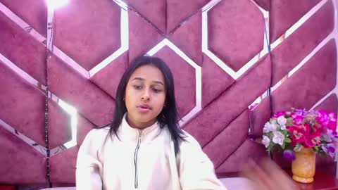 Snapshot of milly_print chatting on December 3, 2024, 2:25 am Milly Print online show from December 3, 2024, 2:25 am