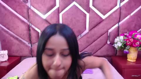 Snapshot of milly_print chatting on December 4, 2024, 2:42 am Milly Print online show from December 4, 2024, 2:42 am