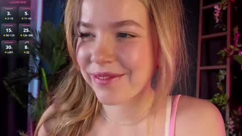 Snapshot of milly_shy chatting on February 20, 2025, 7:01 am Milly online show from February 20, 2025, 7:01 am