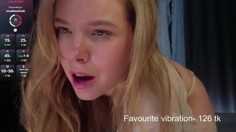 Snapshot of milly_shy chatting on March 6, 2025, 10:20 am Milly online show from March 6, 2025, 10:20 am