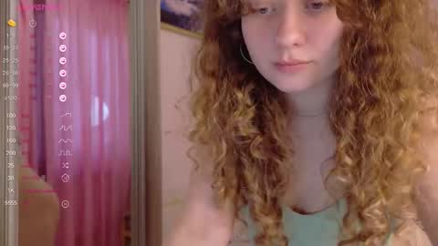 Snapshot of milounee chatting on February 26, 2026, 1:54 pm milounee online show from February 26, 2026, 1:54 pm