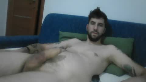 milten1987 online show from June 20, 2026, 12:25 am
