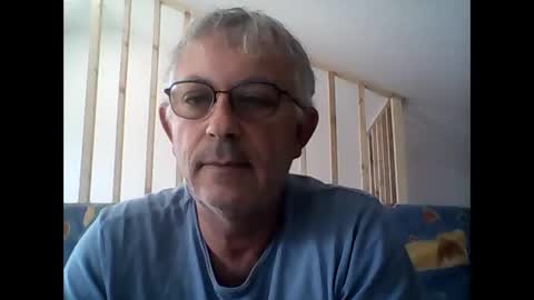 milu72 online show from October 5, 2025, 12:14 pm