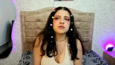 Snapshot of mily_lu chatting on June 7, 2026, 5:11 am mily online show from June 7, 2026, 5:11 am