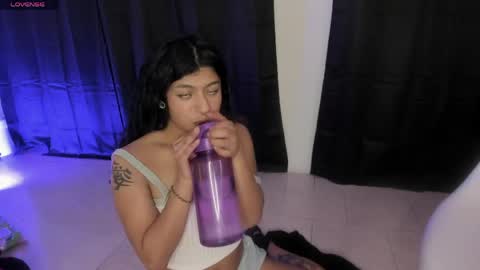 Mily online show from April 17, 2026, 3:09 am