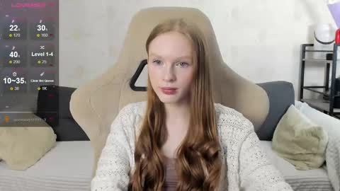 Snapshot of milymi_ chatting on October 24, 2025, 7:54 pm Milena and Jasper online show from October 24, 2025, 7:54 pm