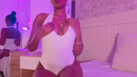mimi_morgan online show from June 3, 2026, 3:42 am