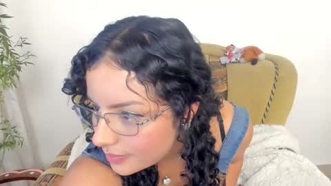 Snapshot of mimi_sa chatting on October 20, 2025, 3:40 am Mimii online show from October 20, 2025, 3:40 am