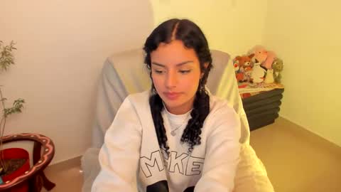 Snapshot of mimi_sa chatting on November 24, 2025, 2:44 am Mimii online show from November 24, 2025, 2:44 am