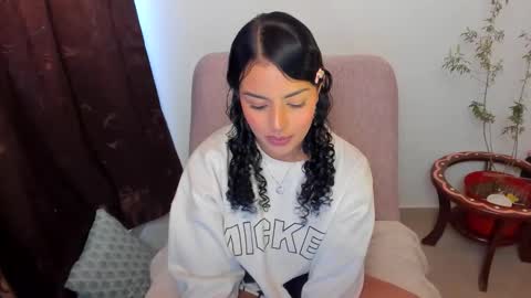 Snapshot of mimi_sa chatting on November 30, 2025, 9:08 pm Mimii online show from November 30, 2025, 9:08 pm