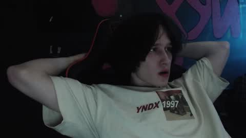 Snapshot of min1pekka chatting on February 4, 2026, 6:47 pm Max online show from February 4, 2026, 6:47 pm