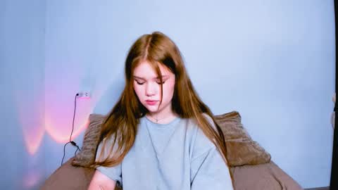 hi Im Mina  online show from January 17, 2026, 3:44 am