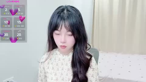 Snapshot of minaaaa69879 chatting on June 19, 2026, 2:38 am Na online show from June 19, 2026, 2:38 am