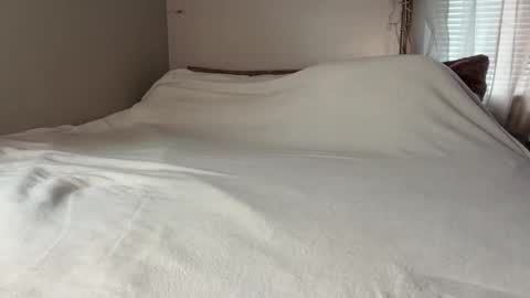 Mina online show from March 11, 2026, 10:38 pm