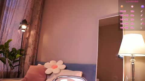 Snapshot of mind__game chatting on September 26, 2025, 5:55 am Frances Next streams Thu Fri Sat 8am - 4pm GMT3 online show from September 26, 2025, 5:55 am