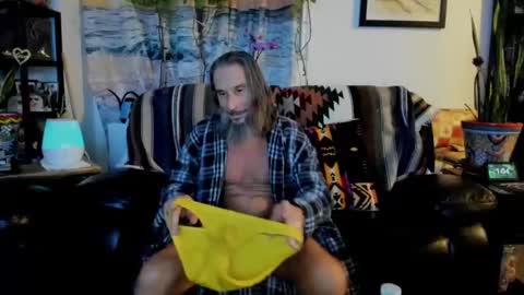 mindphuk online show from March 3, 2025, 6:04 am