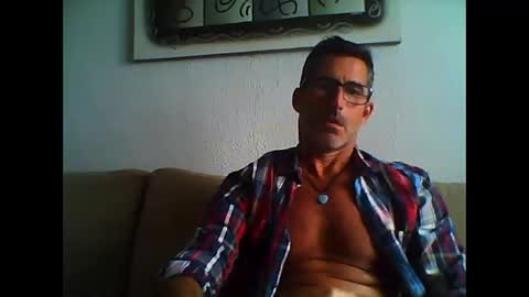 MIND online show from October 5, 2025, 1:42 pm