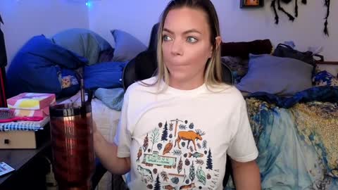 Mindy Mars online show from January 22, 2025, 5:28 pm