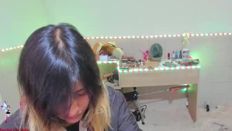 Amber online show from September 18, 2025, 7:05 pm