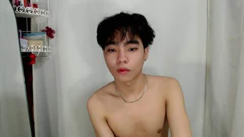 mingkla_man online show from March 25, 2026, 5:13 am