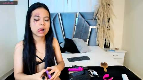 Snapshot of minilove_01 chatting on November 5, 2025, 12:16 pm minilove_01 online show from November 5, 2025, 12:16 pm